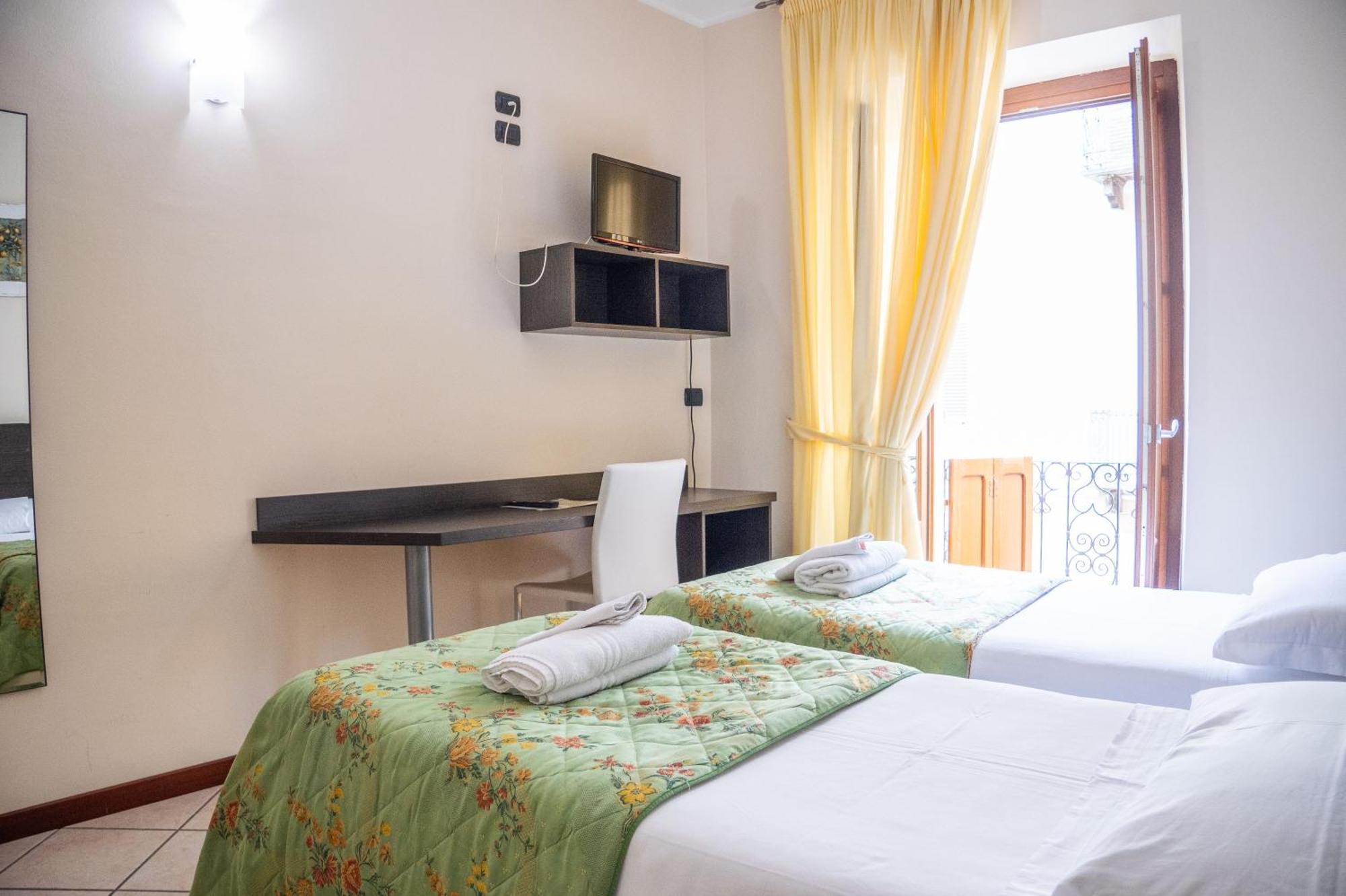 Hotel Ligure Cuneo Exterior foto
